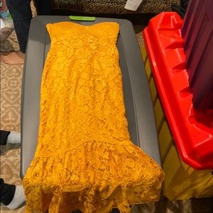 Yellow dress Floral lace print